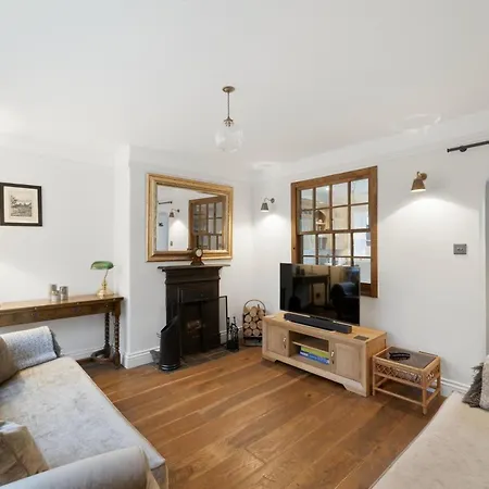 1 Calgarth * Troutbeck Bridge