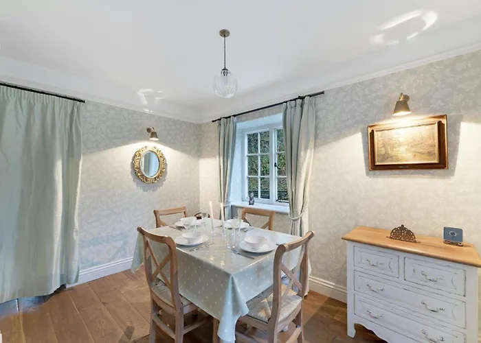 1 Calgarth Troutbeck Bridge