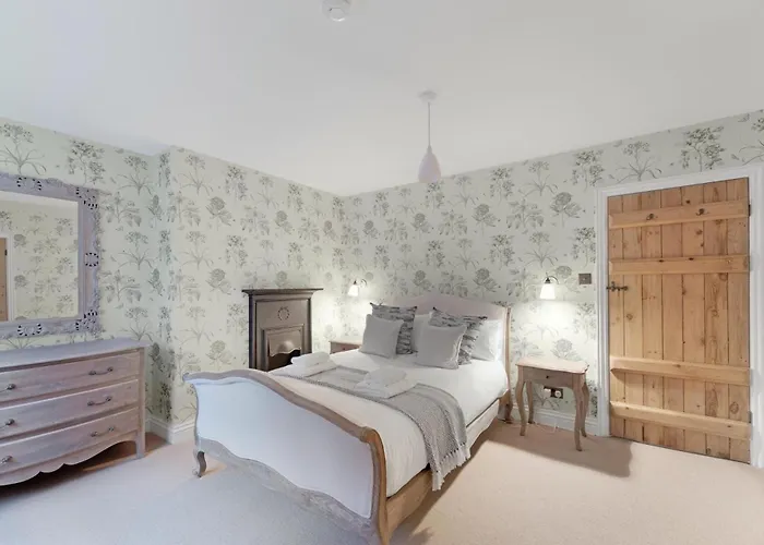 1 Calgarth Troutbeck Bridge